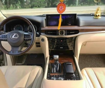 Lexus LX 570 2016 - Bán xe Lexus LX 570 sản xuất  2016 màu Vàng cát bản xuất Mỹ đăng ký tên cty 1 chủ