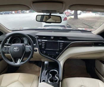 Toyota Camry 2019 - Nhập khẩu giá tốt 890tr