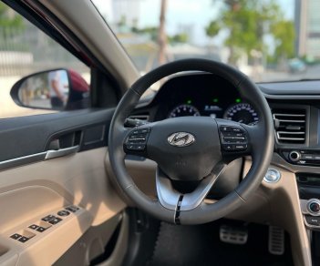 Hyundai Elantra 2020 - Giá chỉ 655tr