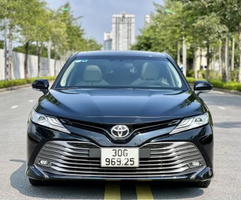 Toyota Camry 2021 - Siêu lướt màu đen - Biển thủ đô