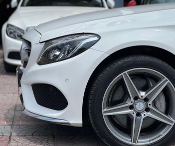 Mercedes-Benz C300 2016 - Màu trắng