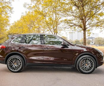 Porsche Cayenne 2016 - Màu nâu, nhập khẩu nguyên chiếc