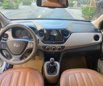 Hyundai Grand i10 2018 - Màu bạc