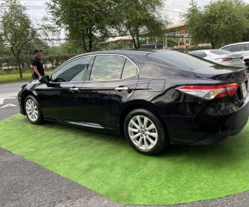 Toyota Camry 2020 - Xe gia đình sử dụng - Giá tốt