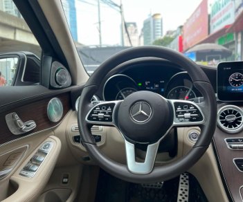 Mercedes-Benz 2021 - Đăng ký 2021, mới 95% giá 16xy