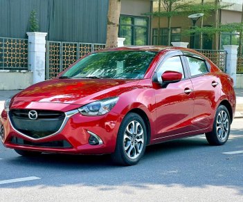 Mazda 2 2019 - Màu đỏ, xe nhập giá cạnh tranh