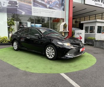 Toyota Camry 2020 - Xe gia đình sử dụng - Giá tốt