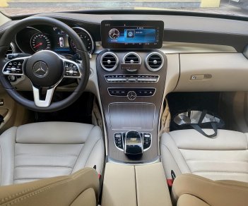 Mercedes-Benz C200 2021 - Xe siêu mới