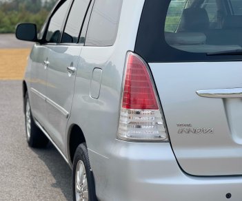 Toyota Innova 2011 - Còn mới