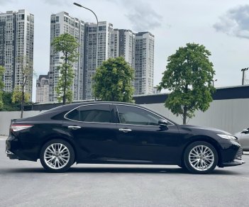 Toyota Camry 2019 - Biển Sài Gòn