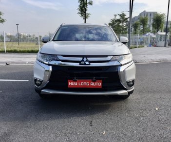 Mitsubishi Outlander 2019 - Màu trắng, tên tư nhân