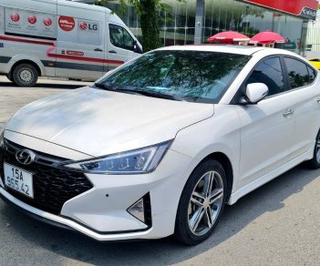 Hyundai Elantra 2020 - Đây là xe bản cao nhất được trang bị máy thế hệ mới GDI 1.6 Tubo tiết kiệm xăng giá cao hơn xứng đáng đồng tiền bỏ ra