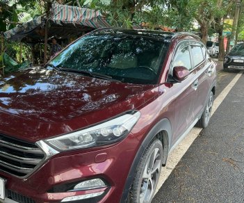 Hyundai Tucson 2018 - Cần bán xe giá 815tr