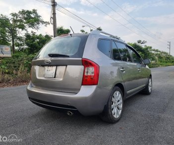 Kia Carens 2011 - Xe gia đình bản full - Keo chỉ không mất một cm