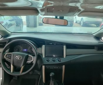 Toyota Innova 2019 - Cần bán lại xe giá cực tốt