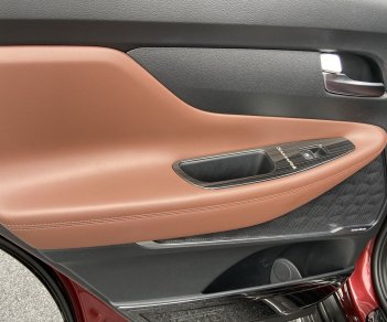 Hyundai Santa Fe 2022 - Odo 1,5 v km
