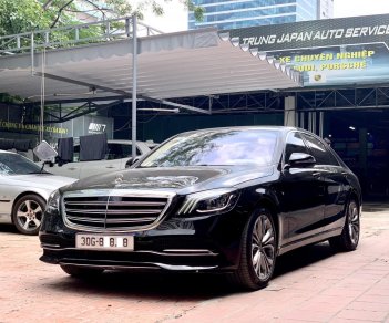 Mercedes-Benz 2019 - Đen, nội thất kem, biển siêu vip