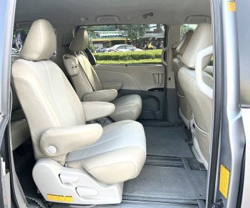 Toyota Sienna 2012 - Giá 820tr