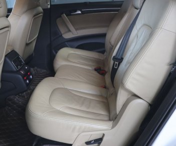 Audi Q7 2015 - Màu trắng, nhập khẩu