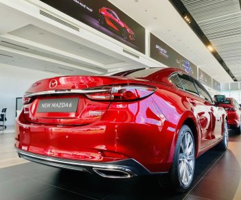 Mazda 6 2022 - Giảm sốc 105 triệu, giao xe ngay đủ màu - Nhiều quà tặng chính hãng hấp dẫn