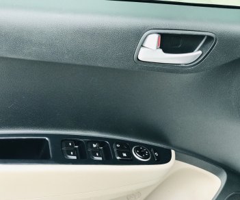 Hyundai Premio 2018 - Màu bạc, giá chỉ 345 triệu