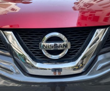Nissan X trail 2018 - Cần bán xe mới 95% giá 725tr