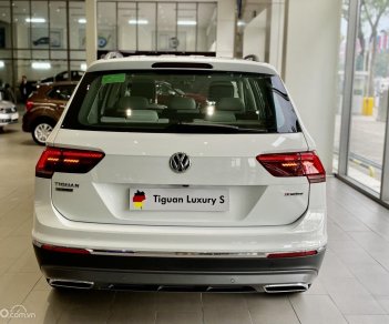 Volkswagen Tiguan 2022 - Khuyến mãi gấp dẫn khi KH đặt cọc ngay trong tháng 2