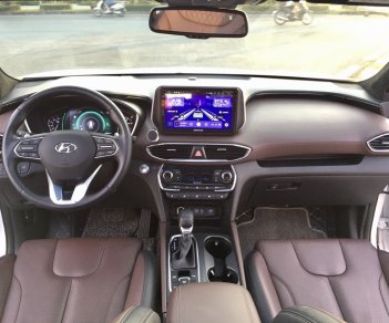 Hyundai Santa Fe 2019 - Xe màu trắng