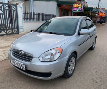 Hyundai Verna 2008 - Màu bạc, giá 128tr