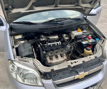 Chevrolet Aveo 2011 - Màu bạc số sàn
