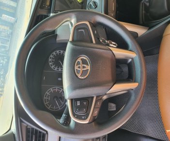 Toyota Innova 2019 - Đăng ký lần đầu 2020, xe nhập, giá chỉ 622tr
