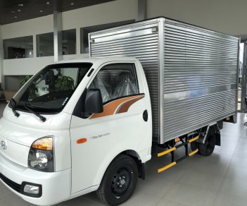 Hyundai Porter 2023 - Thùng kín Inox sẵn giao ngay - Tặng BHVC + hộp đen GPS