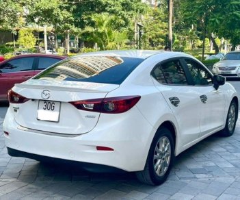 Mazda 3 2018 - Màu trắng giá hữu nghị