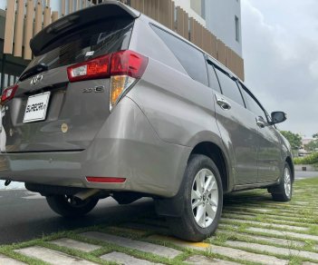 Toyota Innova 2019 - Màu xám giá cạnh tranh