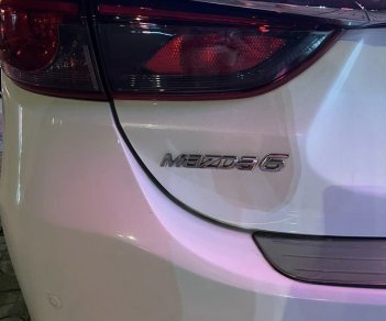 Mazda 6 2020 - Xe màu trắng, giá chỉ 739 triệu