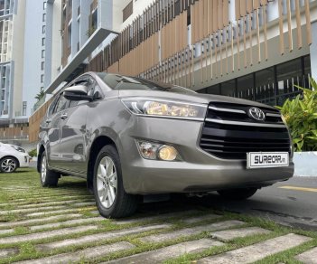 Toyota Innova 2019 - Màu xám giá cạnh tranh