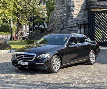 Mercedes-Benz 2018 - Cần bán xe màu đen