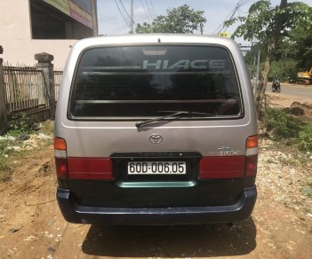 Toyota Hiace 2004 - Cần bán lại xe tải van 6 chỗ + 800kg