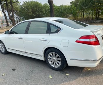 Nissan Teana 2011 - Màu trắng số tự động giá cạnh tranh