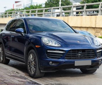 Porsche Cayenne 2010 - Màu xanh coban độc đáo