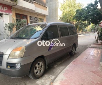 Hyundai Starex 2004 - Màu bạc, nhập khẩu Hàn Quốc