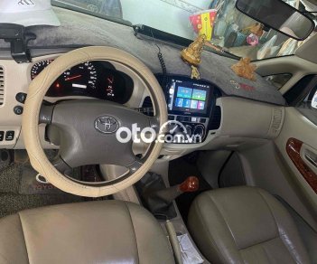 Toyota Innova 2009 - Màu bạc xe gia đình