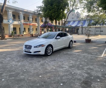 Jaguar XF 2013 - Xe màu trắng, xe nhập