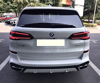 BMW X5 2021 - Xe màu trắng, nội thất nâu da bò