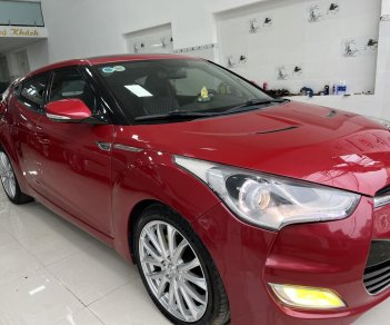 Hyundai Veloster 2011 - Cần bán xe màu đỏ