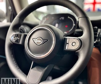 Mini Cooper 2022 - Xe mới 100% - Mới xuất hoá đơn, chưa lăn bánh - Tiết kiệm hơn mua mới 50 triệu - Nhập khẩu UK nguyên chiếc