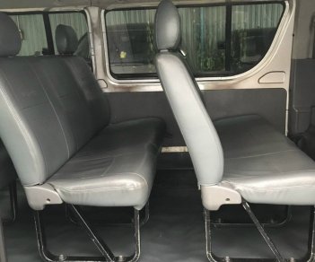 Toyota Hiace 2006 - Cần bán gấp xe giá 120tr