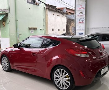 Hyundai Veloster 2011 - Cần bán xe màu đỏ