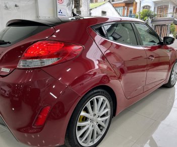 Hyundai Veloster 2011 - Cần bán xe màu đỏ