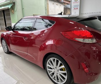 Hyundai Veloster 2011 - Cần bán xe màu đỏ